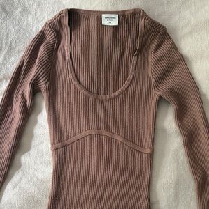 Abercrombie & Fitch Ribbed Knit dress in Brown